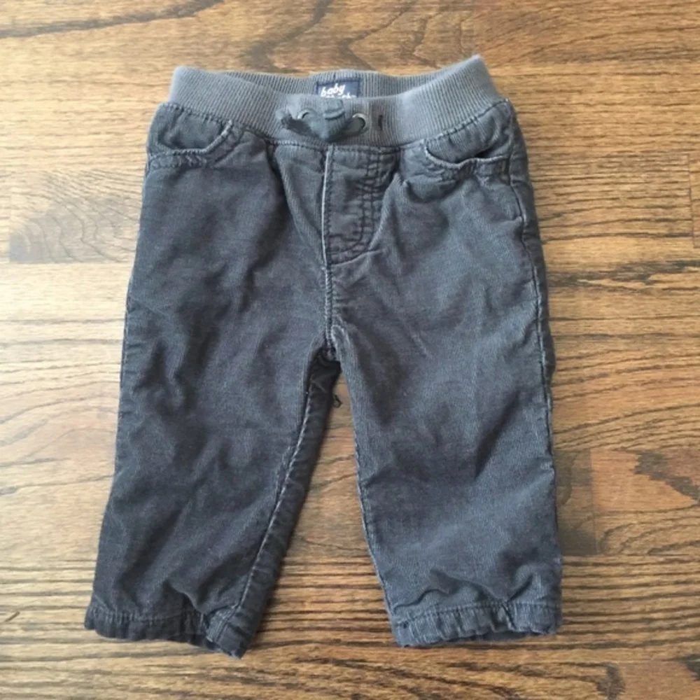 EUC Osh‎ Kosh Outfit Size 6M